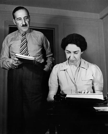 El autor austrobritánico Stefan Zweig y su mujer Lotte Altmann.