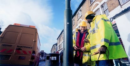 Trabajadores de Amey, filial de Ferrovial. 