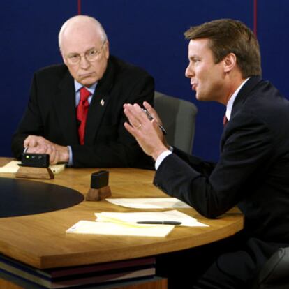 El vicepresidente de EE UU, Dick Cheney, y el candidato demócrata John Edwards.