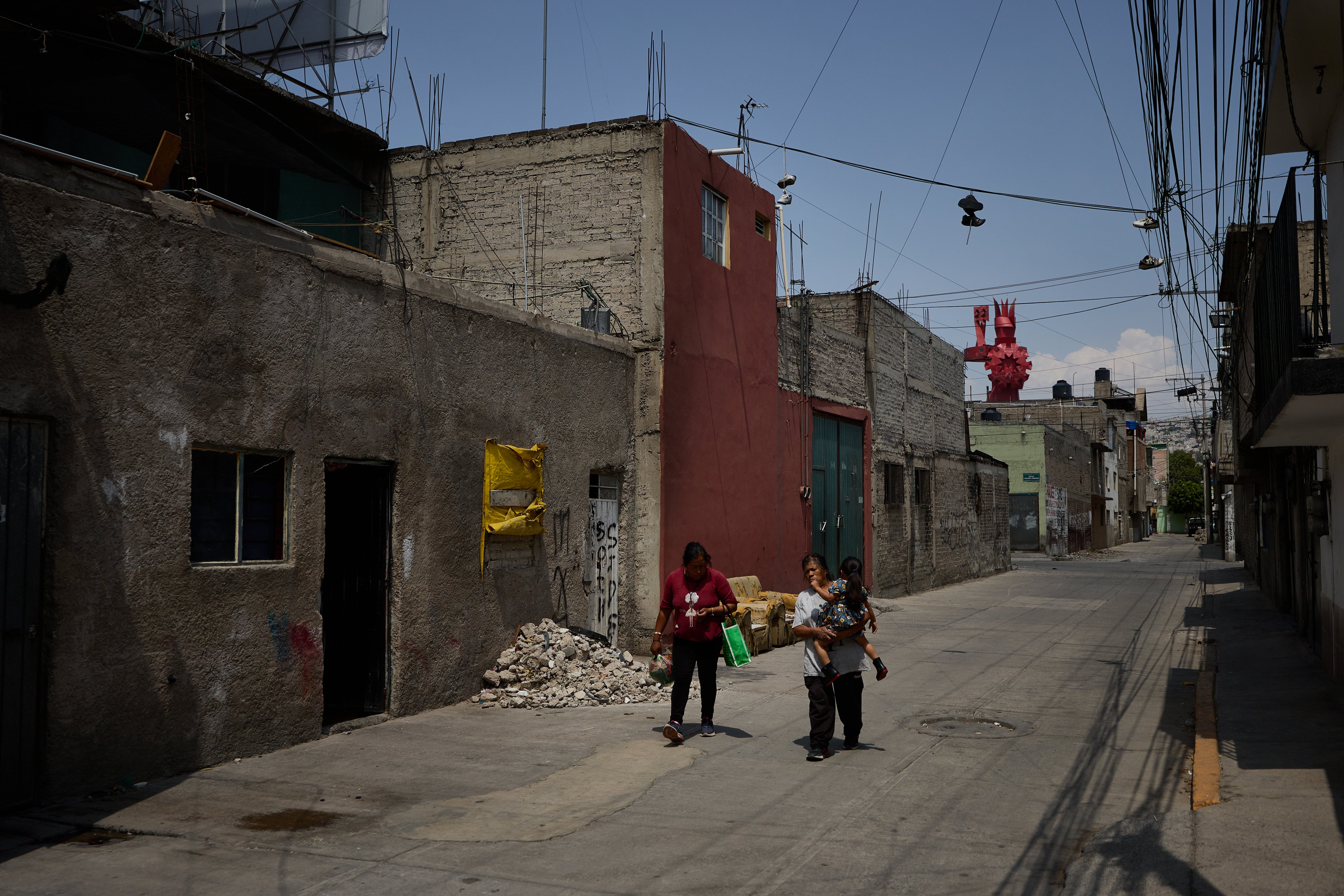 La pobreza en México cae en los últimos dos años: tres de cada diez mexicanos padece carestía