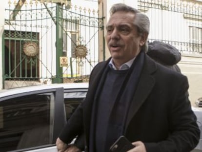 Cómo un profesor retirado de la política activa se ha convertido en el gran favorito para presidir Argentina