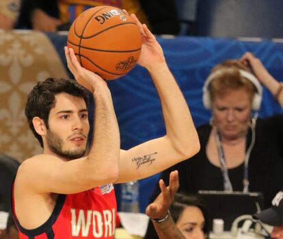 Alex Abrines lanza a canasta en el partido entre EEUU y Resto del Mundo