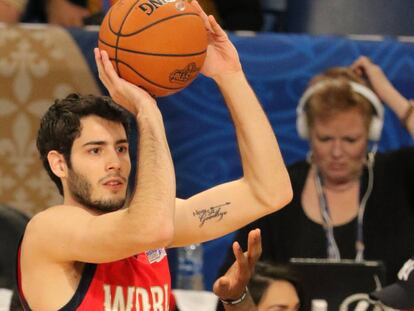 Alex Abrines lanza a canasta en el partido entre EEUU y Resto del Mundo