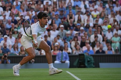 Carlos Alcaraz durante el partido ante Struff.
