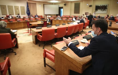 El portavoz adjunto de Ciudadanos en el Congreso, Edmundo Bal, durante la Comisión de Presupuestos en el Congreso de los Diputados este miércoles.