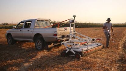 El georradar de la Unidad de Geodetección de la UCA en 2017, cuando descubrieron el puerto púnico de la ciudad fenicia de Doña Blanca.