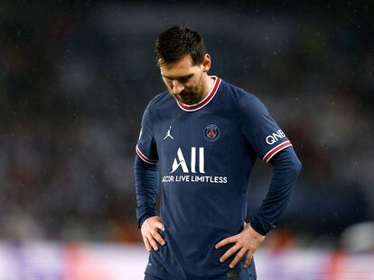 Lionel Messi durante el partido del PSG contra el Real Madrid en París.