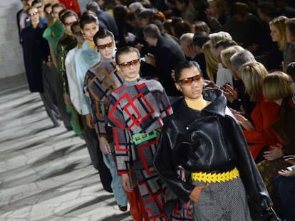 Desfile de Loewe en Par&iacute;s.