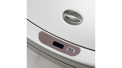 Cubo basura sensor automático abril 26 cuerpo 4