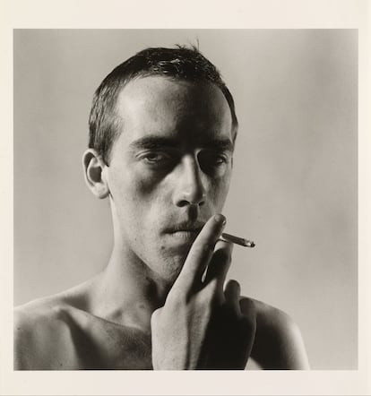 'David Wojnarowicz Smoking' (1975).