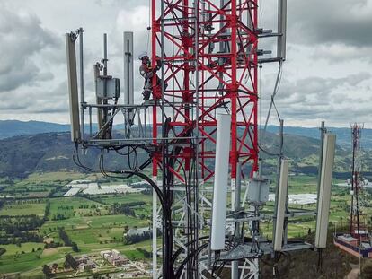 Torres de telefonía móvil.