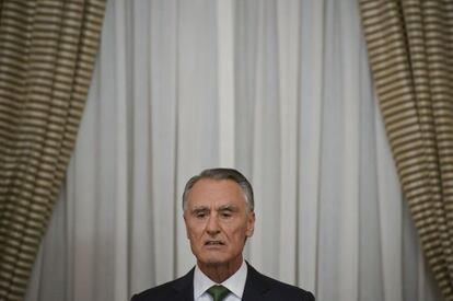 El presidente Cavaco Silva se dirige a la nación.