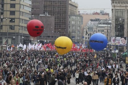 La manifestaci&oacute;n denominada &quot;Marcha de Millones&quot; para exigir reformas del sistema pol&iacute;tico y elecciones presidenciales, hoy en Mosc&uacute;.