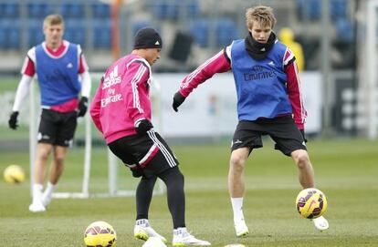 Odegaard, en un entrenamiento con el Madrid