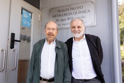 Dr. Igor Wilkomirky Fuico, académico de la Facultad de Ingeniería UdeC y Eduardo Bitrán Colodro, presidente del Comité de Ciencias, Tecnología e Innovación del Directorio de Codelco.