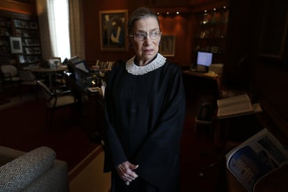 Ginsburg, em seu escritório na Corte Suprema em 2013.