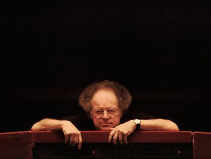 James Levine, insustituible