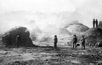 Open-air mineral extraction at Riotinto.