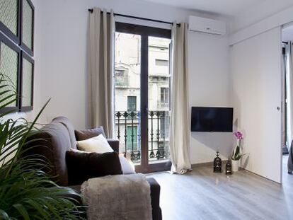 Oferta de un apartamento tur&iacute;stico en el Eixample de Barcelona en Airbnb.