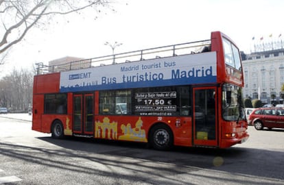 El bus turístico, que gestiona la EMT provisionalmente desde el pasado 30 de enero.