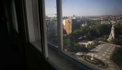 La plaza de España, vista desde el interior del Edificio España, en Madrid.