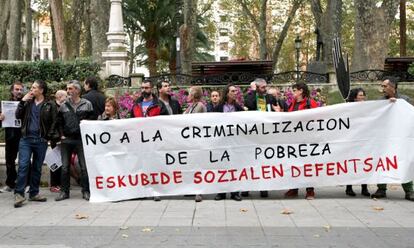 Protesta que ha recibido a Maroto con motivo de declarar ante el fiscal.