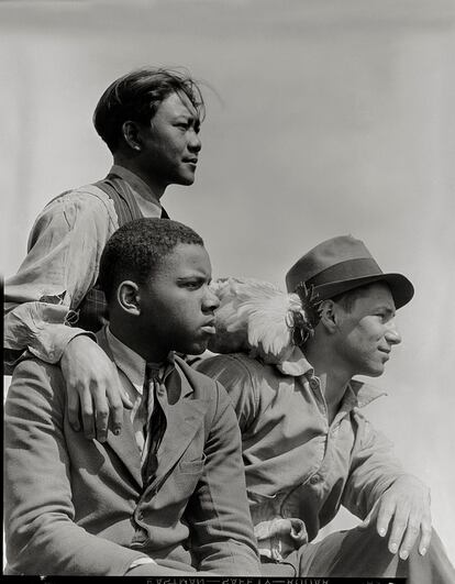 'Untitled', 1936, one of the photographs by Consuelo Kanaga that can be seen at the Mapfre Foundation, in Madrid.