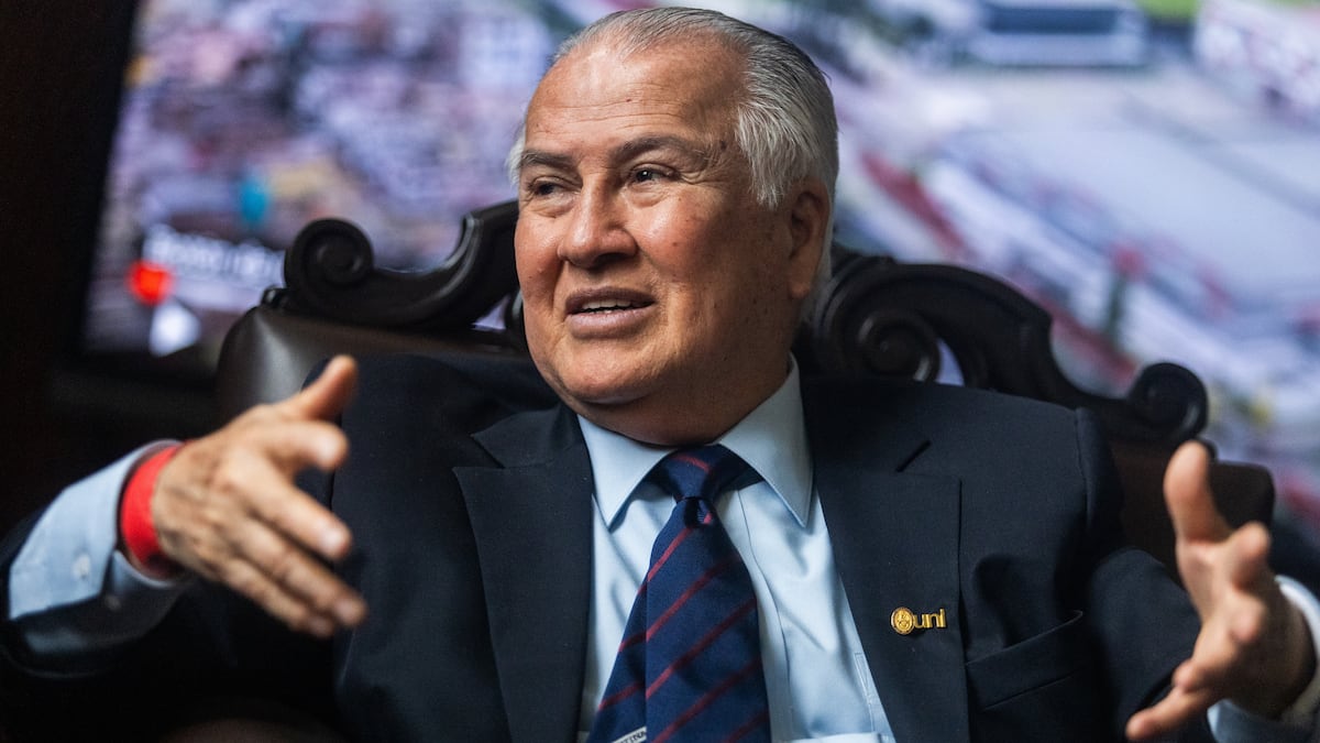 Alfonso López-Chau, rector y candidato presidencial peruano: “La Constitución defiende intereses mezquinos; hay que cambiarla” | EL PAÍS América