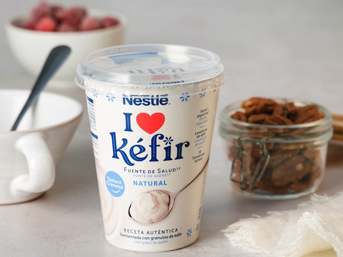 Kéfir, el lácteo fermentado de moda y con cualidades digestivas