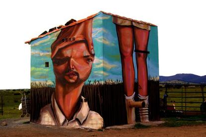 Obra de Mr. Trazo que participa en el festival urbano Poliniza en Valencia.