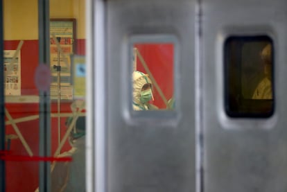 A healthcare worker at the 12 de Octubre hospital in Madrid.