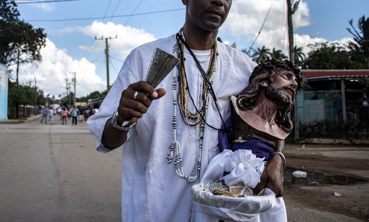 Cubans hope for a miracle as dengue and chikungunya spread