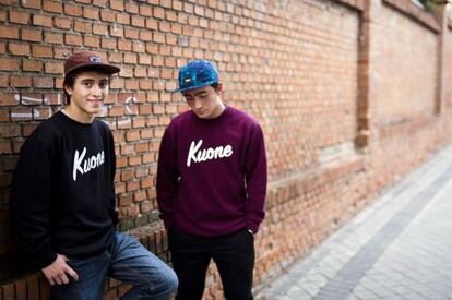 Sergio Gato i Jaime Alba, de 14 i 15 anys, tenen una web de venda de jerseis.