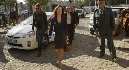 Judge Mercedes Alaya arrives on Friday at the courthouse.