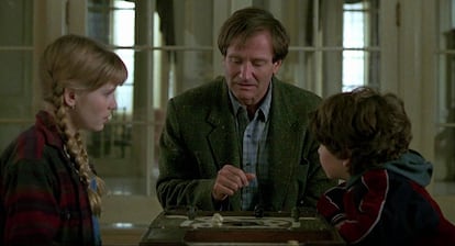 No necesitas el tablero de Jumanji para que los niños te destrocen el piso. Con un dado ya les vale.