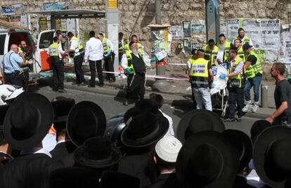 Al menos tres israelíes han muerto en una nueva oleada de ataques con cuchillo, dos de ellos en Jerusalén Este y otros dos en la ciudad israelí de Raanana, según el diario israelí Haaretz