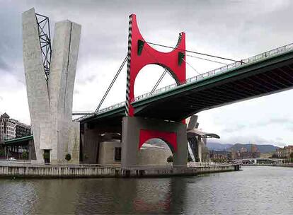 Fotomontaje del proyecto del artista francés Daniel Buren para el puente de La Salve de Bilbao.