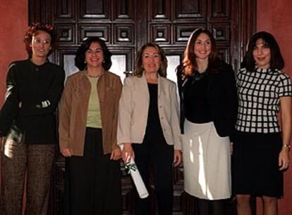 Lourdes Lucio, Isabel Pedrote, María Esperanza Sánchez, Ana Fernandez y Blanca Fernández-Viagas.
