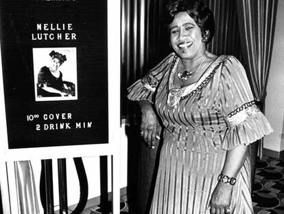 La cantante y pianista de jazz Nellie Lutcher.
