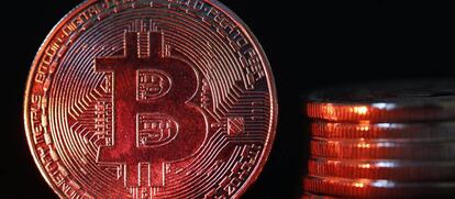 Representación de la divisa virtual bitcoin.