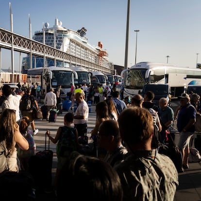 Turistas crucero Cataluña