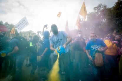 Un momento de la protesta contra la visita del Rey en Barcelona.