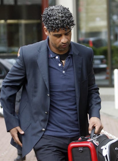 Frank Rijkaard, a su llegada ayer a Alemania.