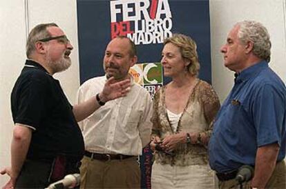De izquierda a derecha, Fernando Savater, Eduardo Riestra, Soledad Puértolas y Javier Reverte.