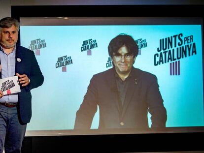 El expresidente de la Generalitat, Carles Puigdemont, y la número dos por Barcelona, Elsa Artadi.