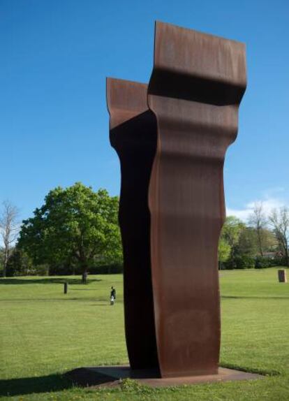 'Buscando la luz I', en Chillida Leku.