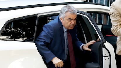 El exsecretario de Organización del PSOE Santos Cerdán, a su llegada el pasado 30 de junio al Tibunal Supremo para declarar como investigado.