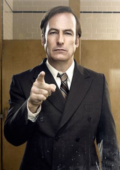 Bob Odenkirk interpreta al abogado Jimmy McGill en 'Better Call Saul'