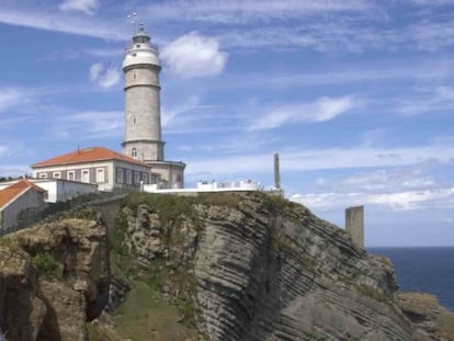 El faro de Cabo Mayor de Santander.