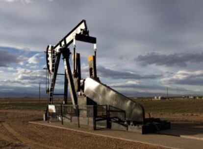 Pozo de extracción de petróleo mediante fraccionamiento hidráulico.